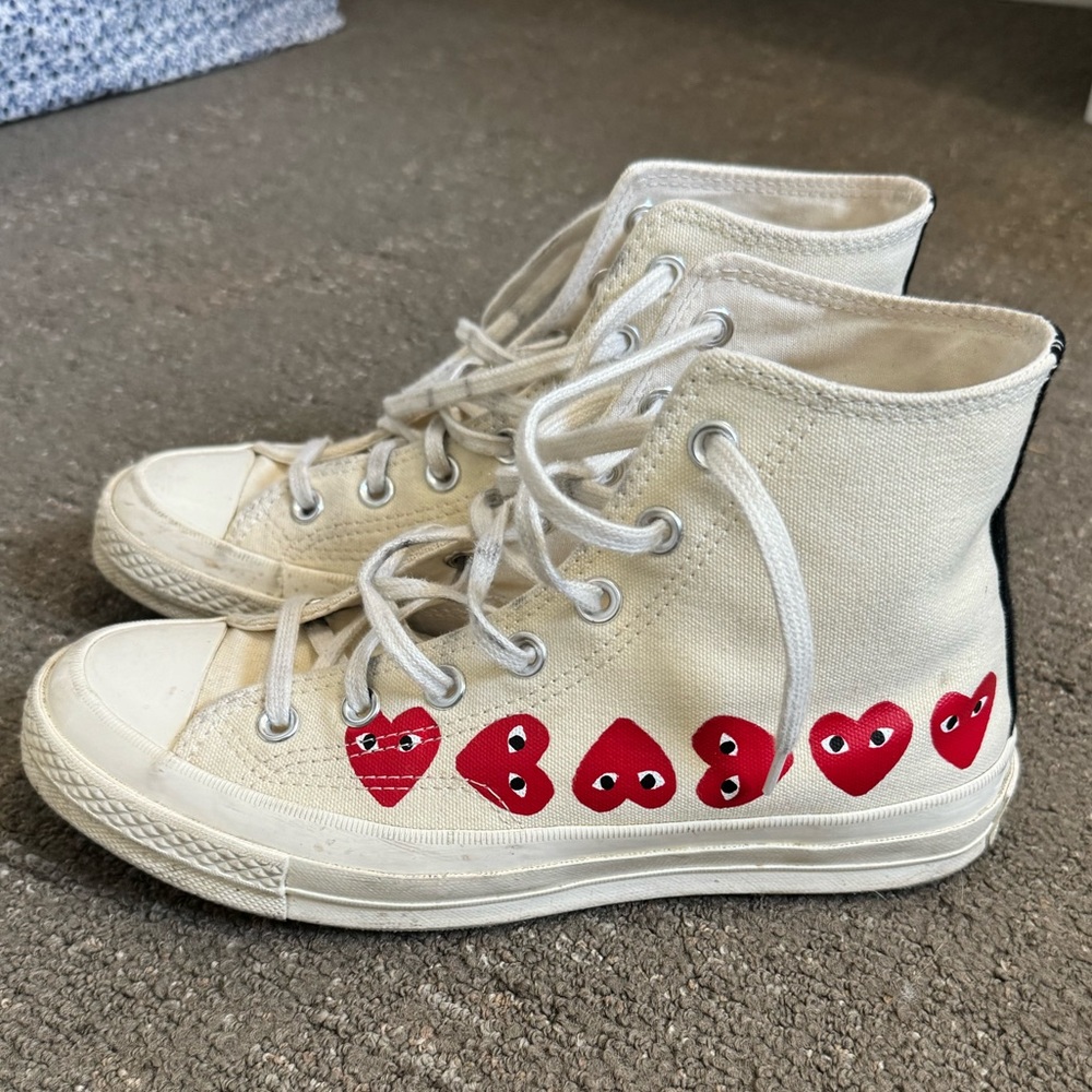 Converse Chuck Taylor All Star 70 Hi
Comme des Garcons PLAY Multi-Heart White